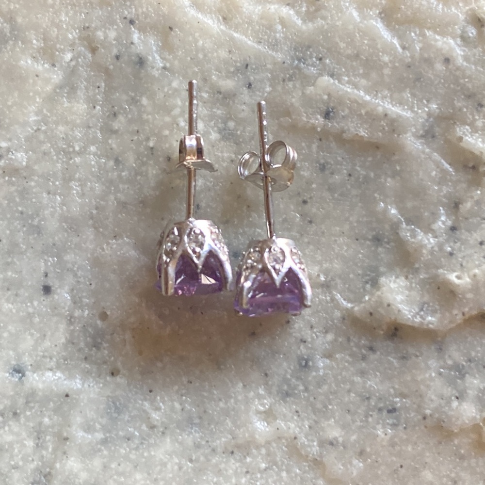 *SOLD*🆕Thailand FAS Sterling Silver Amethyst and White Topaz Crown Stud Earrin - Picture 6 of 12